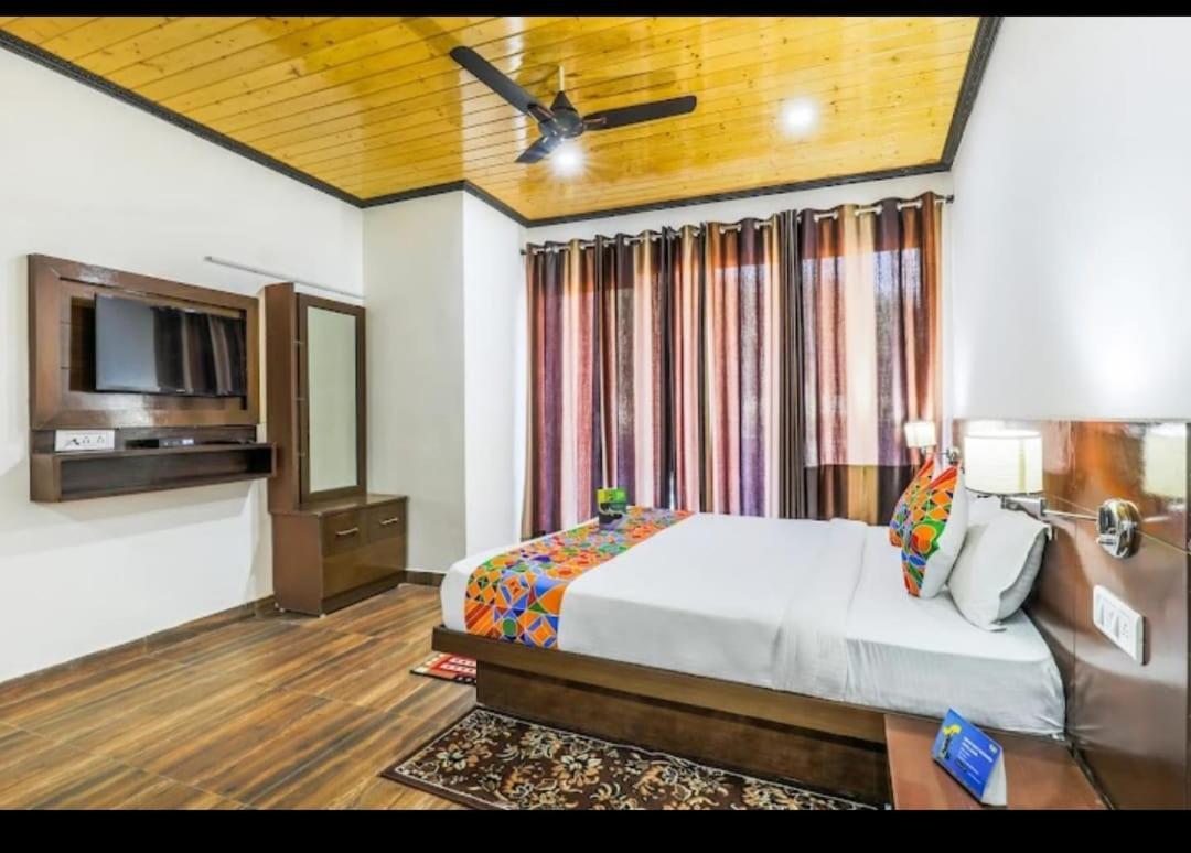 Hotel 7 Heavens Массури Экстерьер фото