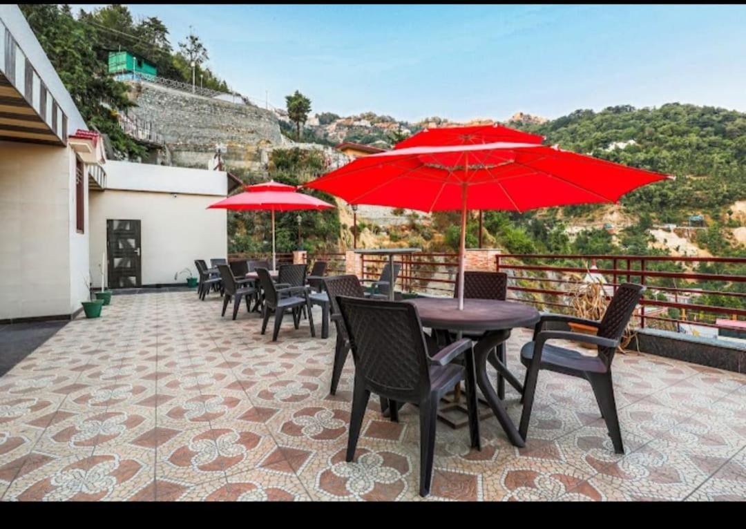 Hotel 7 Heavens Массури Экстерьер фото